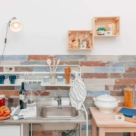 Casa Di Flora Tipico ゲストハウス