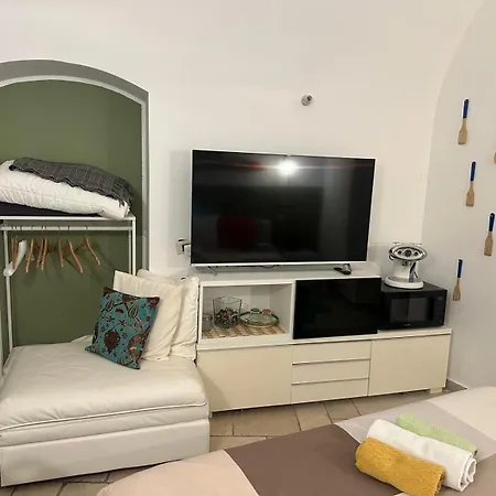 Casa Di Flora Tipico Pensjonat Bari