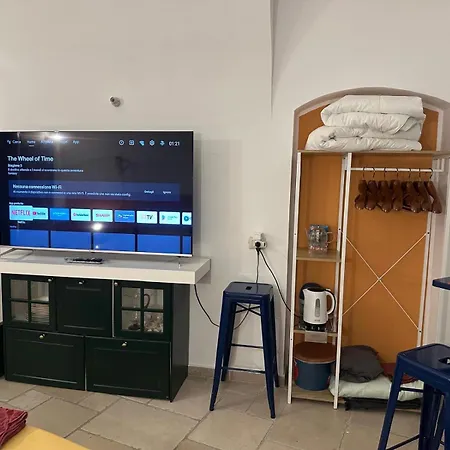 ゲストハウス Casa Di Flora Tipico バーリ