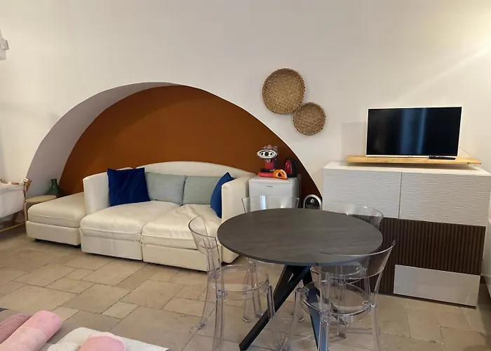 בית הארחה Casa Di Flora Tipico 3*